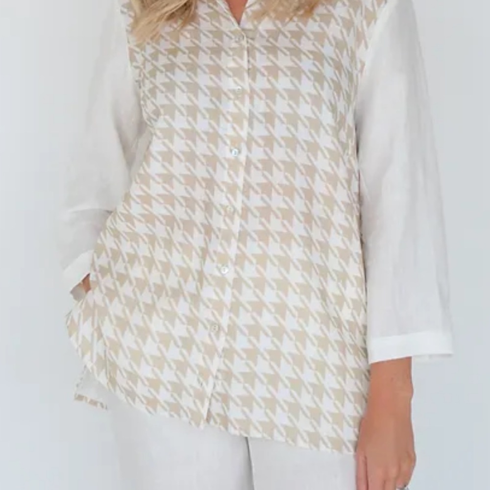 I Linen Herringbone tan & cream size medium NWT European linen buttondown shirt.